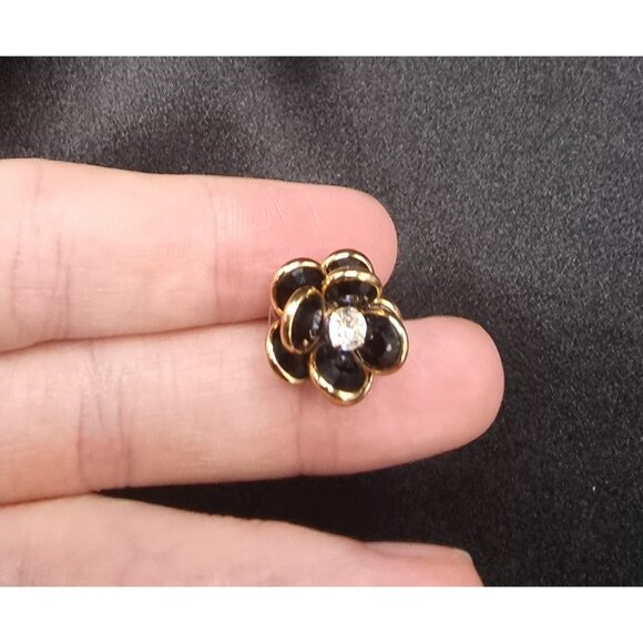 Vintage 1990s Swarovski Black & Gold Flower Crystal Stud Earrings - Picture 6 of 6